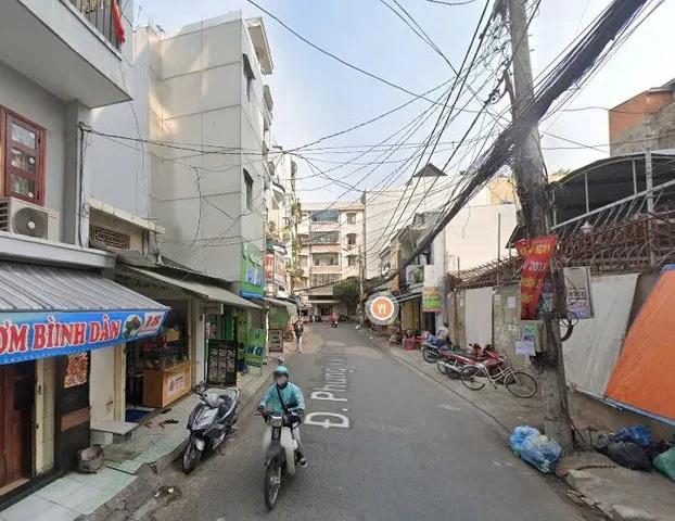 Gia Đình Cần Bán Nhà Mặt tiền 1A Phùng Văn Cung – Giá 19,8 tỷ