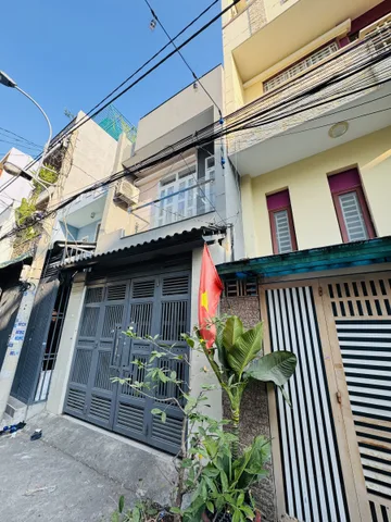 BÁN NHÀ AN DƯƠNG VƯƠNG 2 MẶT TIỀN ĐƯỜNG 10M XE TẢI NÉ NHAU 3 TẦNG 72M CHỈ 7,3TY