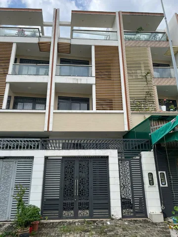 CHÍNH CHỦ ĐI NƯỚC NGOÀI ĐỊNH CƯ Cần Bán Gấp Căn Nhà Đẹp Tại KDC Đại Phúc, Bình Chánh, HCM