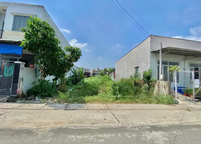 690tr lô đất ngay Chợ Việt Kiều Đất full Thổ cư-DT 150m2