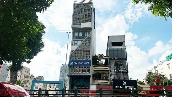Chính Chủ Bán Nhà Mặt tiền 500 Đường 3 Tháng 2 – Giá 90 tỷ