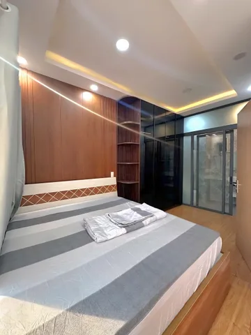 BÁN NHÀ ĐẸP CẠNH TÂ.N KỲ TÂN QUÝ - HẺM XE HƠI - ( 4X19M )