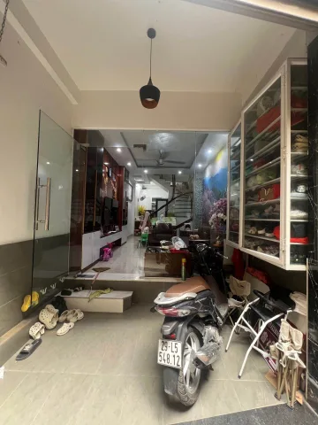 NHÀ ĐẸP XUÂN ĐỈNH - SÁT ĐẠI SỨ QUÁN HÀN- 9.x tỷ