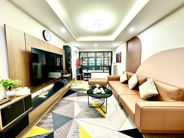 🔥 TỰU LIỆT – DT 58m²  x 5 TẦNG – MT 3.5m –GIÁ 9.15 TỶ | THOÁNG TRƯỚC SAU – 20M RA Ô TÔ