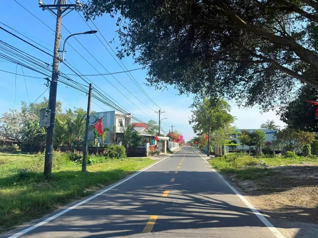 ĐẤT VEN SÔNG HÒA TIẾN – SÁT ĐINH THỊ THÔI
