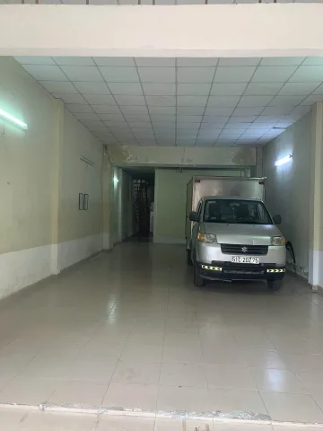 CHỦ GẤP GIẢM 750TR - NGANG 5.55M KHỦNG - HẺM NHỰA 5M Ô TÔ VÀO NHÀ - TIỆN XÂY MỚI HOẶC LÀM KHO