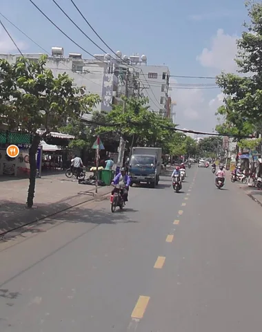 Bán nhà Mặt Tiền Lâm Văn Bền Q7. DT: 9,3x25m 5 tầng; 5,3x23m 4 tầng; 4x23m 5 tầng...Giá đầu tư