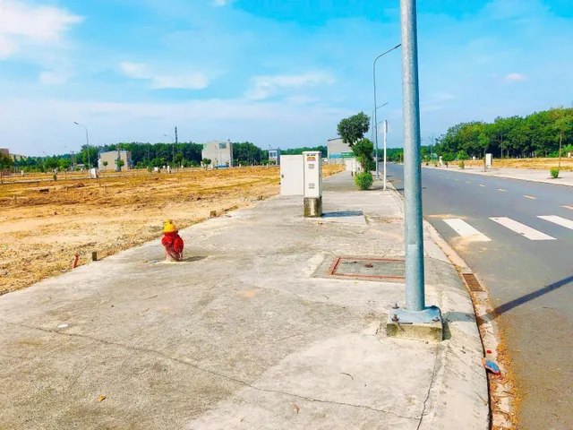 Chỉ 1tỷ7/120m có sổ sẵn sở hữu ngay đất nằm ngay mặt đường 25C gần chợ Đại Phước