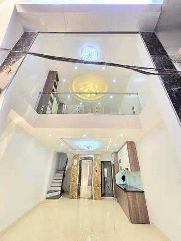 Bán nhà 50m² 6 tầng thang máy giá 9.2 tỷ tại Đường Hoàng Liệt Phường Hoàng Liệt