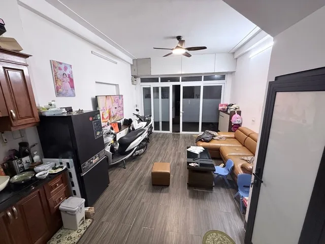 Bán nhà 30.8m² có sẵn 30m² thổ cư ngang 4.3m giá 6.3 tỷ tại Đường Phúc Lợi Phường Phúc Lợi