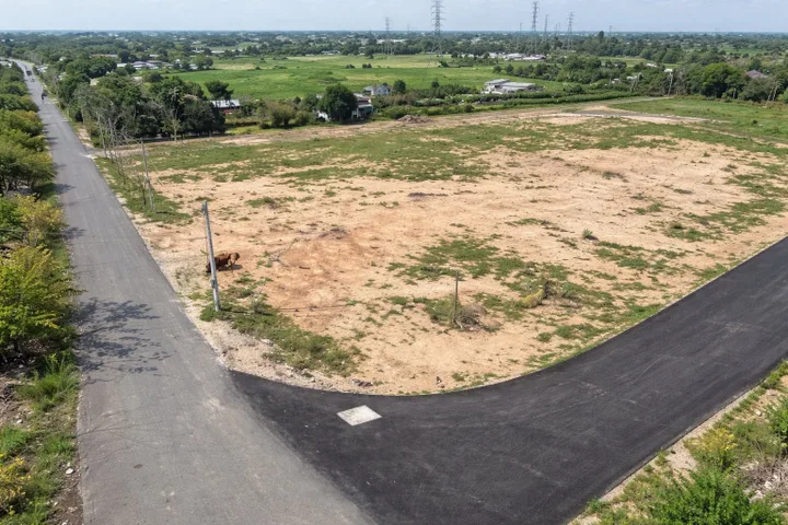 Cơ hội đầu tư hiếm
🔥 ĐẤT KDC MỚI – CÁCH ĐƯỜNG BASA CHỈ 100M 🔥
