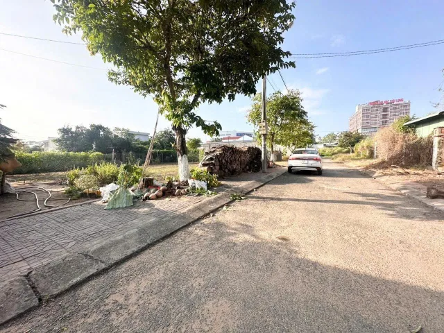 Bán đất 125m² full thổ cư ngang 5m giá 970 triệu KDC Phước Yên B, gần Trường Đại Cửu Long, Xã Phú Quới, Tỉnh Vĩnh Long