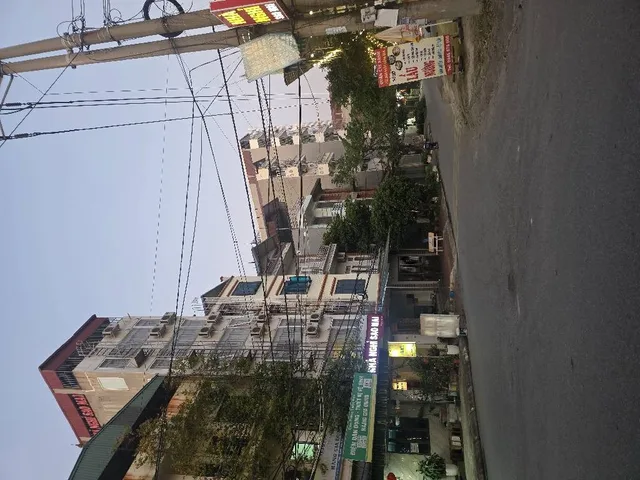 🏠 NINH XÁ THUẬN THÀNH BẮC NINH- Ô TỖ CỔNG -NGÕ NÔNG -GIÁ ĐẦU TƯ CHỈ NHỈNH 1 TỶ

👉 Vị trí gần trung tâm thị trấn Hồ, ngã tư Đông Côi , QL 17, Tỉnh lộ 282 , thông các ngả giao thông đi lại thuận tiện , gần KCN Thuận Thành, gần trường học, chợ, tiện ích vô
