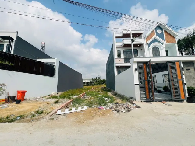 Lô đất cực đẹp, đường bê tông giá 10tr/m2 ngay cổng rừng dầu