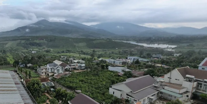 Bán đất 3271.7m² có sẵn 400m² thổ cư ngang 74m giá 6 tỷ tại Xã Bảo Thuận