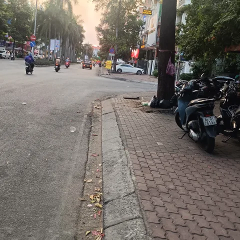 NHÀ MẶT TIỀN Lớn - Ngay AN DƯƠNG VƯƠNG – P.An Lạc -  CHỈ 6 TỶ