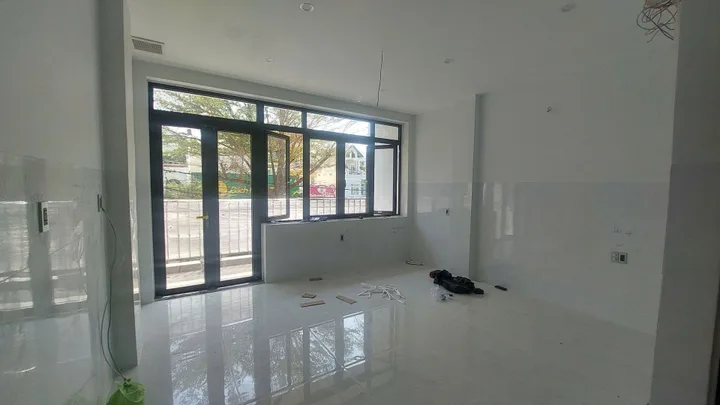 CHO THUÊ NHÀ NGUYÊN CĂN Trương Công Định, 4 lầu, 8 phòng
