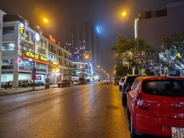 Bán nhà 7 tầng dòng tiền thang máy,tầng hầm mặt phố Thành Trung,Trâu Quỳ 90m2 mt 6m