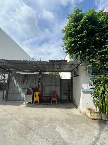 BÁN NHANH TRONG THÁNG
🍁 Bán đất  hẻm oto Đường Phước Long - Phường Nam Nha Trang.
- Diện tích: 97.4m2 full đất ở ( ngang 4.99m)
- Đường rộng 5m
- Hướng Đông 
- Khu dân cư gần trường học, công viên, nơi cao ráo không ngập nước, phù hợp mua đầu tư giữ 