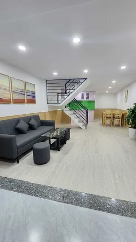 Nhà cạnh Chợ Bình Trị Đông Bình Tân - HXH thông - 2 tầng 40m2 - Chỉ 4.7 tỷ