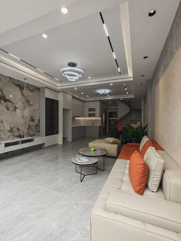 BÁN NHÀ MỚI PHỐ NGỌC THỤY-LONG BIÊN 66m2 ,5 Tầng X 12.7 tỷ.Ô TÔ ĐỖ CỔNG.
