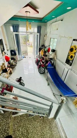 Nhà mới đường Phạm thế hiển 
Hẻm xe hơi độ cửa nhà