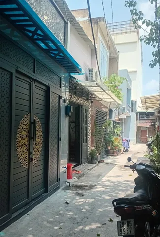 Bán nhà gần chợ Cầu Đồng, Q12 hẻm xe hơi, 2 tầng, 4x9.5 . Giá 3.6 tỷ còn bớt