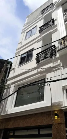 Chủ ký gửi bán gấp nhà gần MT Thích Quảng Đức, P.4, Phú Nhuận – DT 40m2 giá 2tỷ335tr. Sổ chủ giữ.
