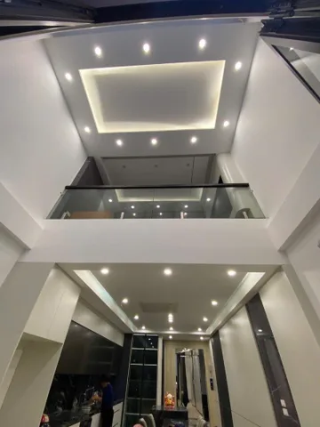 🏡 BÁN NHÀ NGỌC THỤY – LONG BIÊN
6 TẦNG THANG MÁY – 2 MẶT THOÁNG – 50M²