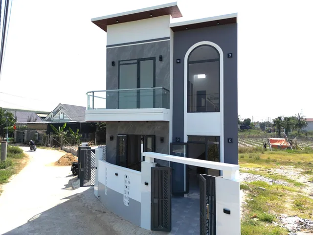 Bán nhà 98m² full thổ cư ngang 18m giá 2.44 tỷ tại Xã Diên Điền