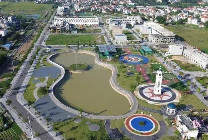 CHÍNH CHỦ BÁN ĐẤT TRUNG TÂM KHU ĐÔ THỊ LÕI – PHỔ YÊN, GIÁP SÓC SƠN, CÁCH HỒ TÂY 40P DI CHUYỂN