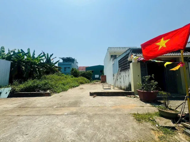 Giá thấp nhất khu có thể kinh doanh hoặc để ở.khu tái định cư Phong Nam