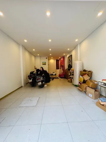 12.3 tỷ – Bán nhà phân lô Kim Ngưu 57m² x 7 tầng thang máy, ô tô đỗ cửa, dân trí cao, tiện ích ngập tràn