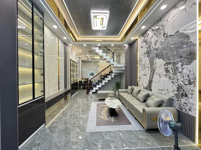 Bán  nhà ngộp bank Thạnh Xuân 38, KDC Thành Đô Quận 12, 4 tầng, 5PN, full nội thất, đường 7m, sổ đẹp. Giá 6.66 tỷ TL, hỗ trợ vay ngân hàng.
