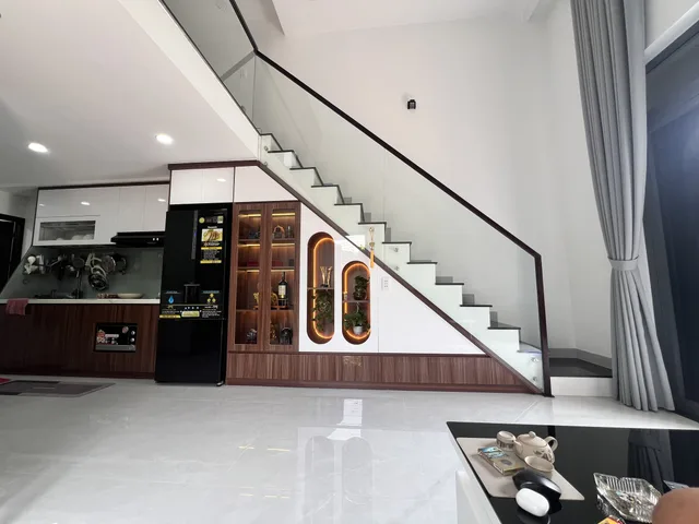 Bán nhà shc 54m² full thổ cư ngang 5,3m giá 1.3 tỷ tại 1 Sẹc Đường Hà Duy Phiên Xã Bình Mỹ