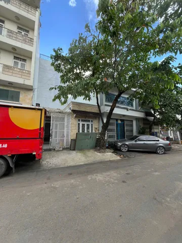 Nhà Mặt Tiền Đường 12m khu Chợ Đầu Mối Nông Sản Thủ Đức, sổ hồng riêng 7,x tỷ