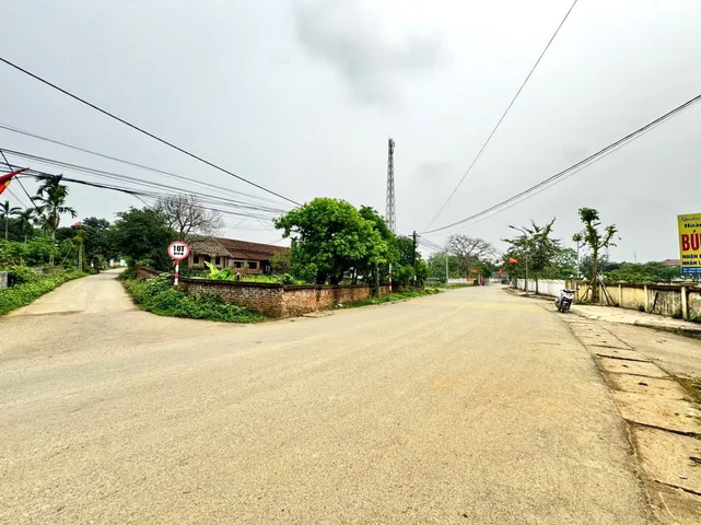 1764m - trục chính KINH DOANH, BUÔN BÁN -  LÔ GÓC 4 MẶT TIỀN