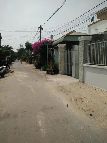 Hàng đẹp.
Bán nhà mặt tiền đường số 17 ngay Chợ Việt Kiều xã Tân Thông Hội Củ Chi TPHCM, DT: 10x19m.