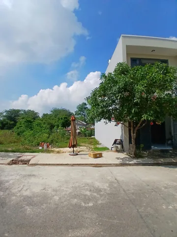 Cần bán nhanh lô đất gần chợ Phú Hòa Đông
DT 6x16m – full thổ cư
Sổ riêng chính chủ
Khu dân cư hiện hữu
Xây dựng tự do, tiện ích xung quanh đầy đủ