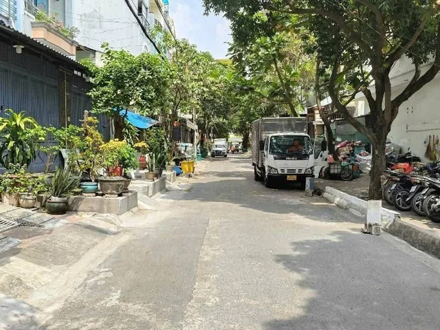 Xô viết nghệ tĩnh 4 tầng, sổ hồng riêng, hẽm xe tải.