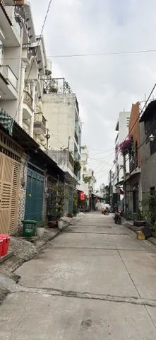 Bán nhà 64m² full thổ cư ngang 4m giá 5.8 tỷ tại Phường Bình Tân