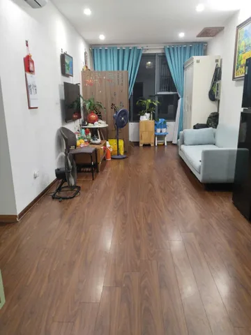 CHUNG CƯ HOMELAND - F BỒ ĐỀ - HÀ NỘI
58m2 - 2 PN - 2 WC - View quảng trường trung tâm.