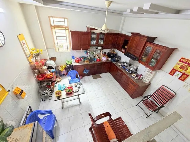 MẶT TIỀN ĐƯỜNG 8M LÝ THƯỜNG KIỆT – LẠC LONG QUÂN, NHÀ 4 TẦNG, KINH DOANH ĐA NGÀNH, GIÁ 11.5 TỶ