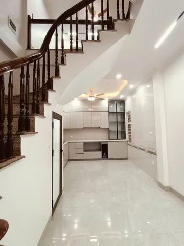 Căn góc gần 40m2 ở Mậu Lương đã giảm chào còn 8 tỷ xíu, full nội thất, ô tô qua cửa