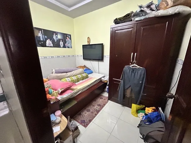 Bán nhà Bình Tân gần Chợ Bình Trị Đông 3 tầng 96m2, HXH thông, chỉ 7.4 tỷ
