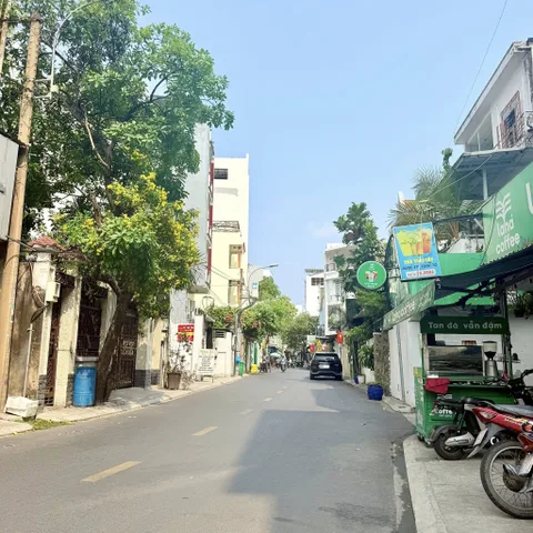 LẠI 1 SIÊU PHẨM CẬP BẾN - 3 bước ra đường Trường Sơn (sân bay TSN) 62m2 (4x16) 2 tầng 3pn, giá bất ngờ.