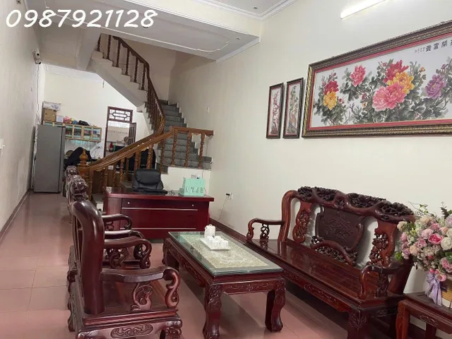Siêu phẩm nhà đẹp mặt tiền đường Nguyễn Trãi, Sầm Sơn, DT 86m2, giá 3 tỷ xxx