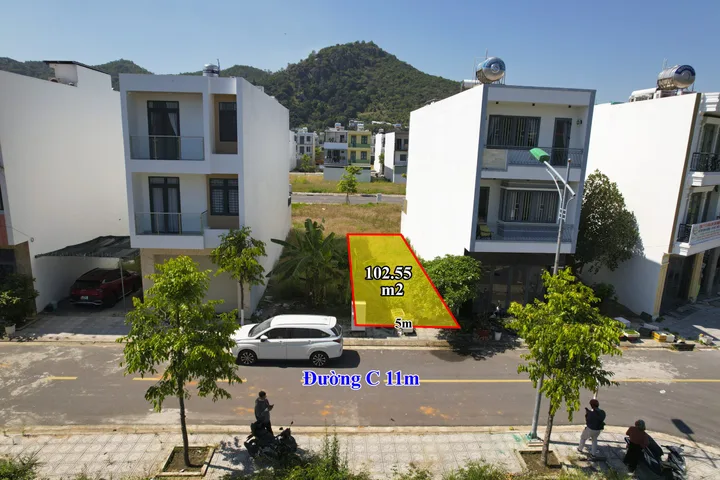 Bán đất 102.5m² full thổ cư ngang 5m giá 4 tỷ tại Phường Bắc Nha Trang