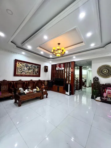 Biệt Thự 4 Tầng , Thang Máy, DT: 115,2m² full thổ cư ngang 6,7m giá 26 tỷ tại Phường Phú Thọ Hòa