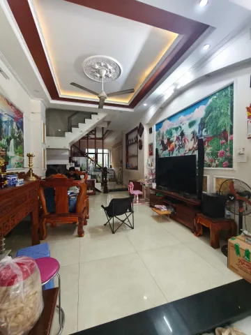 Bán Nhà Thạnh Xuân 33 Quận 12, DT 4x16.7m, 4 tầng 5PN, xe hơi vào nhà, khu dân cư đẹp, sổ hồng hoàn công